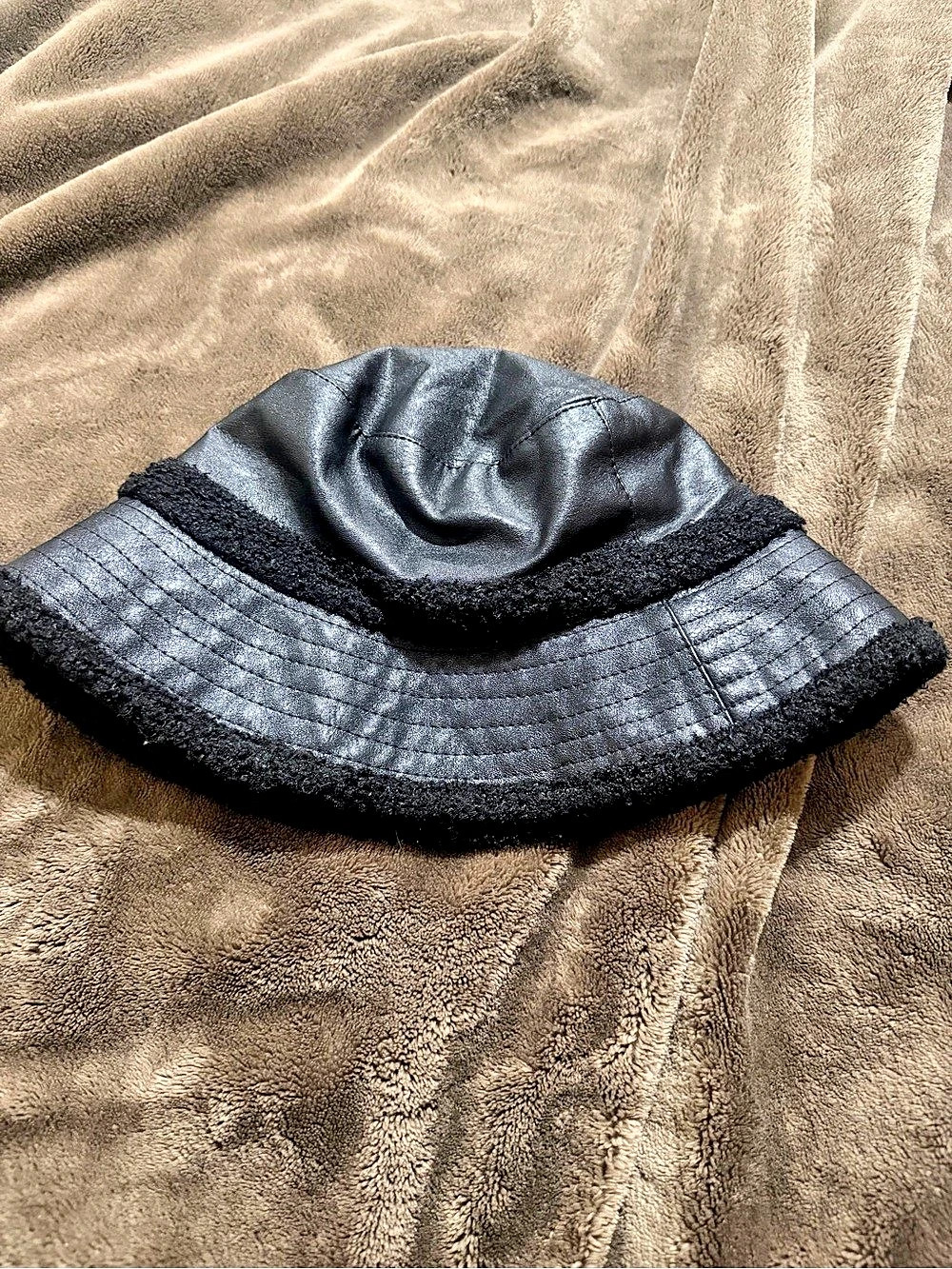 Black Bucket Hat